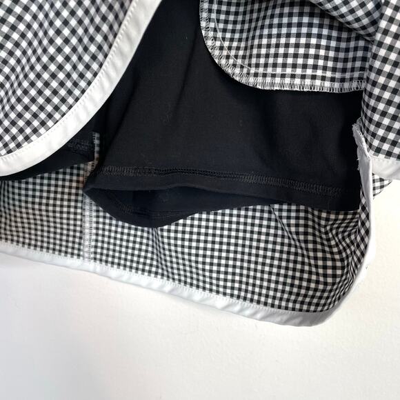 T by Talbots Performance Golf Athleisure Gingham Skirt Skort Black White LP L P - Picture 5 of 10